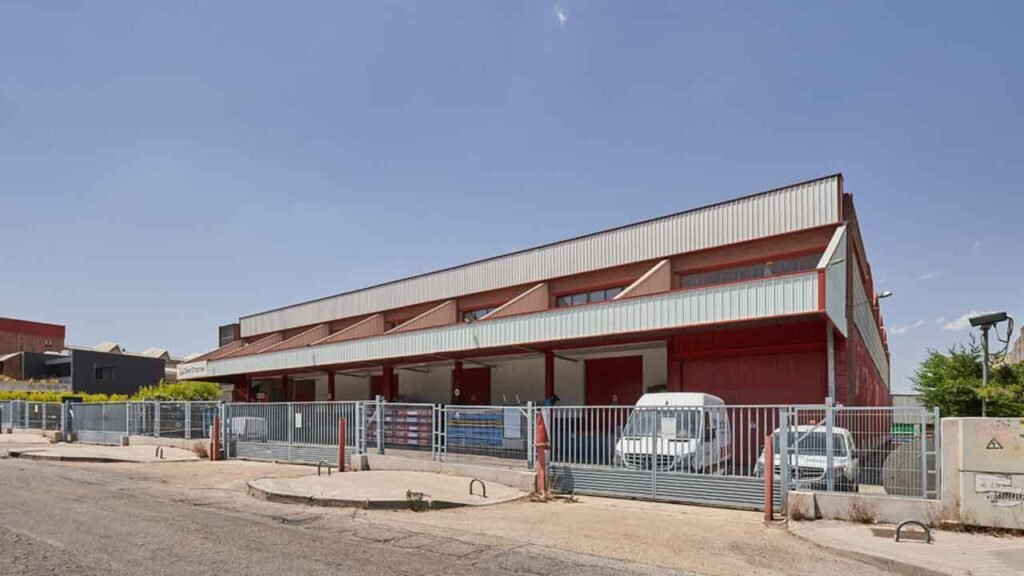 Av.-de-la-Industria,-23-2