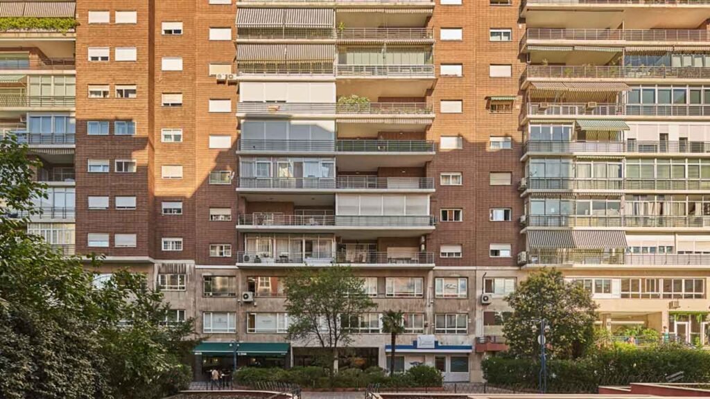 Castellana,-127-1