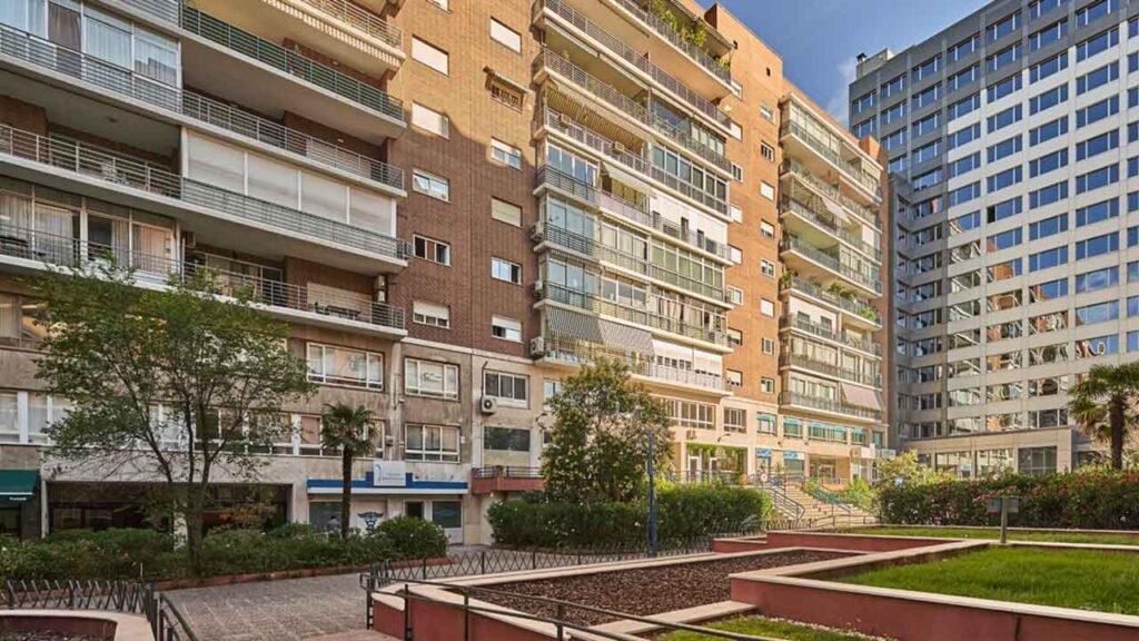 Castellana,-127-2